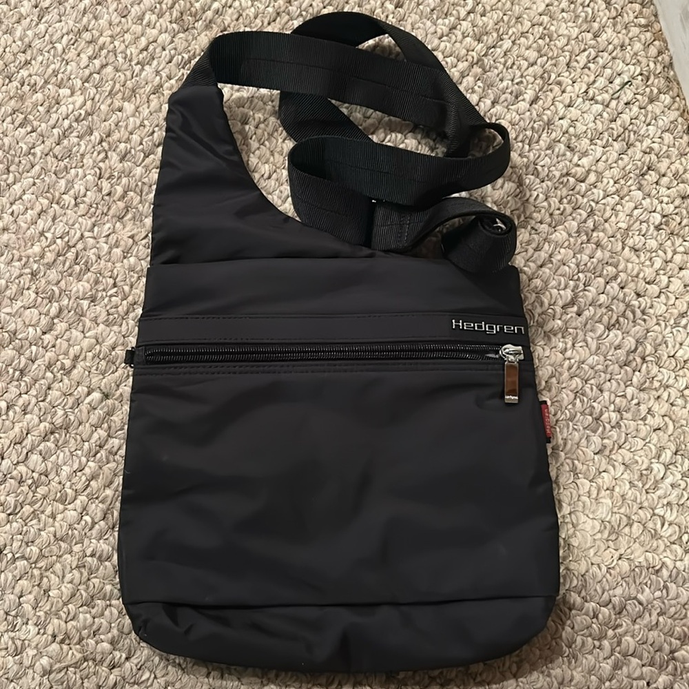 Hedgren crossbody